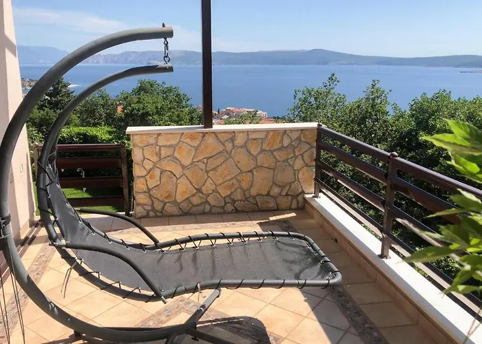 Lovely Home In Crikvenica Crikvenica