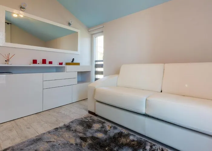 Dom wakacyjny Lovely Home In Crikvenica Crikvenica