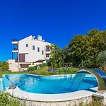 Сasa de vacaciones Cozy Home In Crikvenica