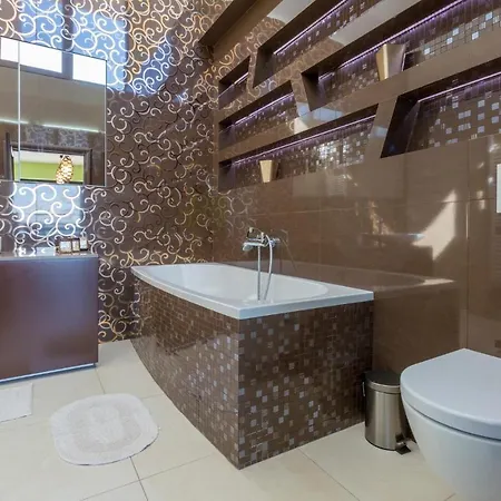 Lovely Home In Crikvenica