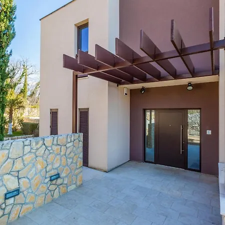 Lovely Home In Crikvenica * Crikvenica