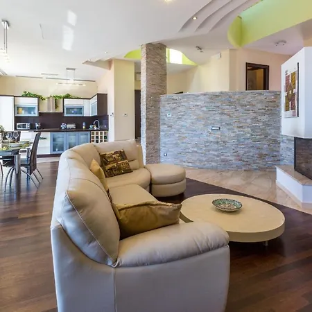 Casa vacanze Lovely Home In Crikvenica *